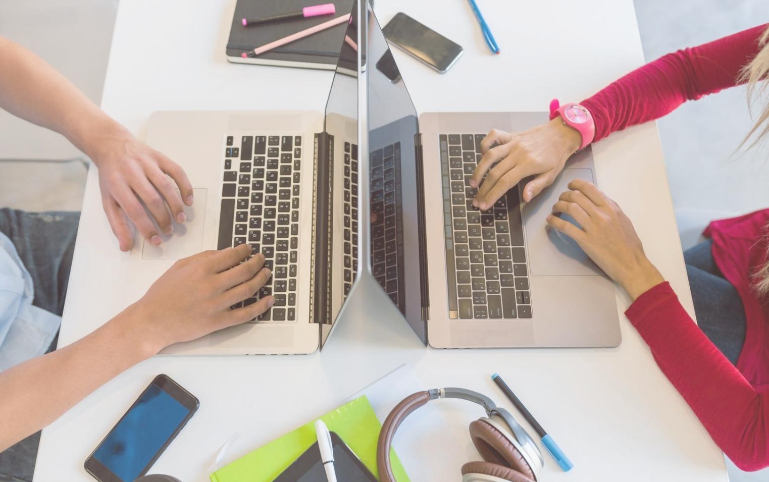 Gráficos y análisis estadísticos en pantalla